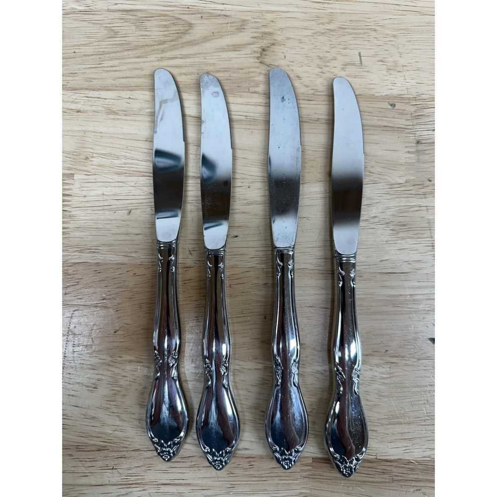 Oneida Chatelaine Set of 4 Dinner Knives Stainless Flatware